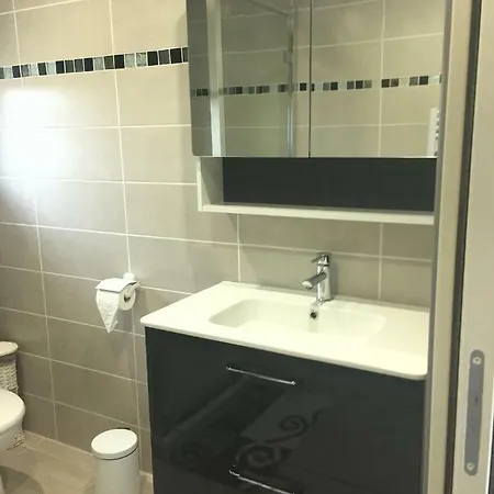 Independant Le Mahana Apartment *